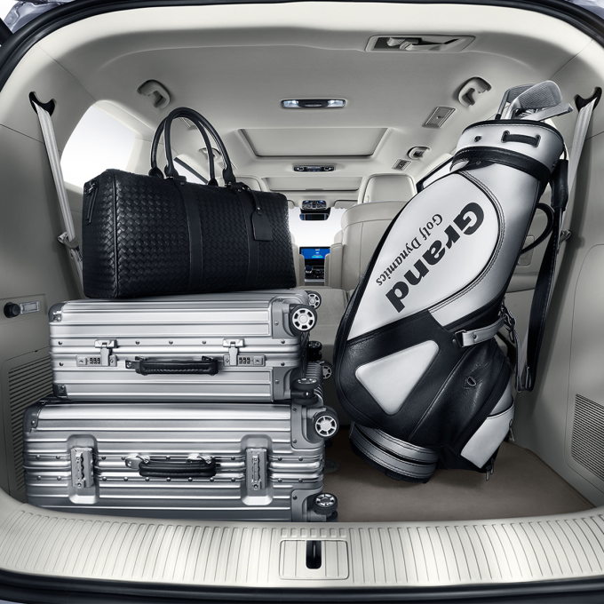 2023 MPV EV Car 7 Seats Roewe Imax8 For Travelling New Energy Vehicle Long Range 6