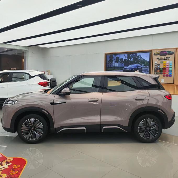 Electric EV Car 2025 BYD Yuan up Electric Car with 401 km Range Fully Electric 1