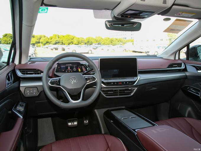 Electric EV Car 2025 New Energy Vehicle Id6 Saloon Left-Hand Driving Electric Vehicles 1