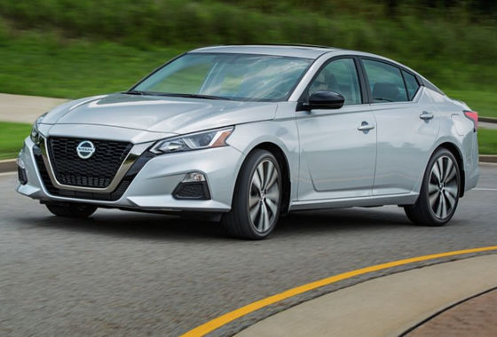 Automatic Transmission 5 Star PETROL Nissan Car Seating Capacity 5 Fuel Economy 7.2L/100km