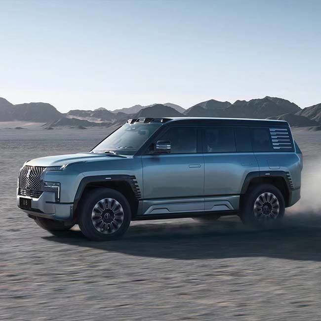 800km Range 2023  BYD U8 Electric Car Amphibious Overlord BYD Hybrid SUV